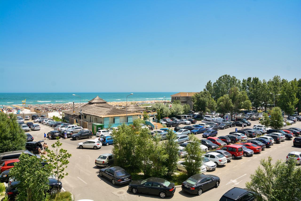 Oceana Summerland Apartment Mamaia Extérieur photo