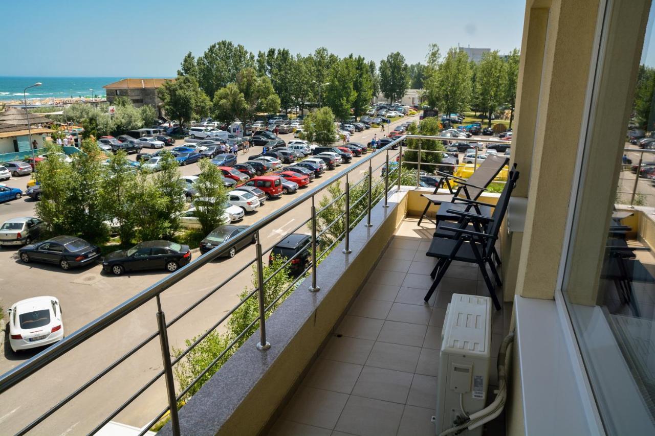 Oceana Summerland Apartment Mamaia Extérieur photo